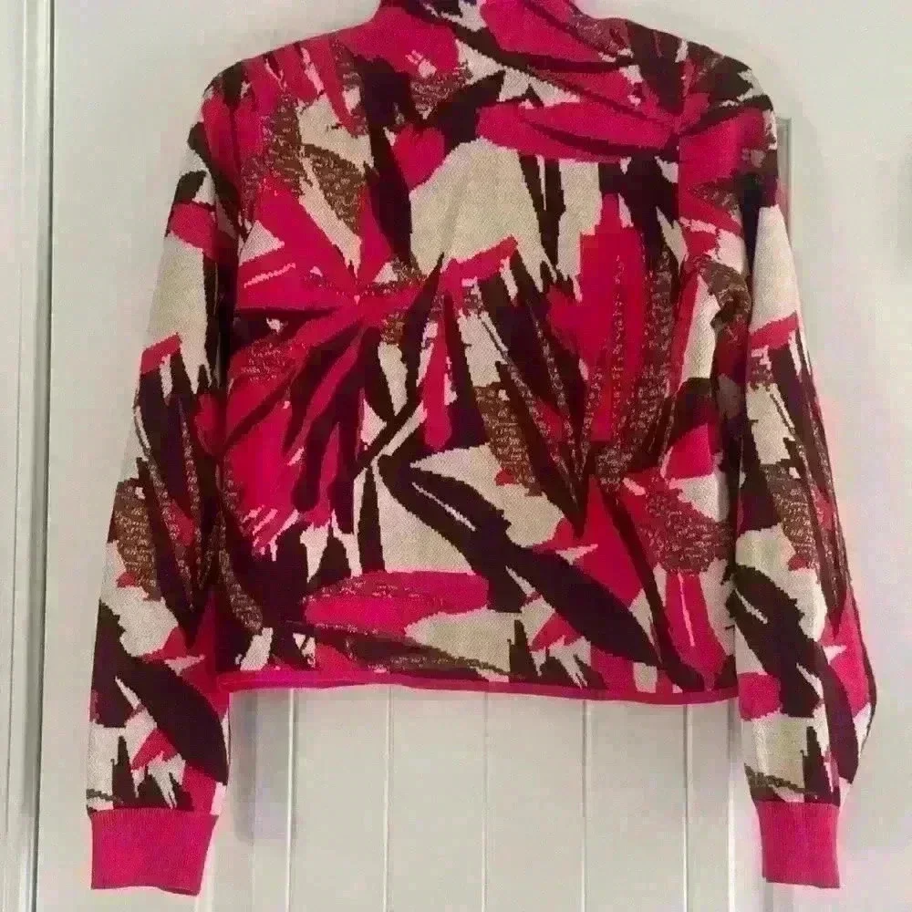 New a…love story Sweater Top Pink Gold Brown Crew Neck Pullover Size Small NWT.